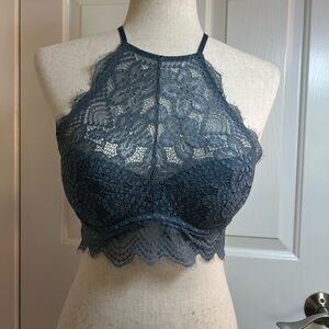 Victoria's Secret Lace Halter Bralette in Grey Sise XS
